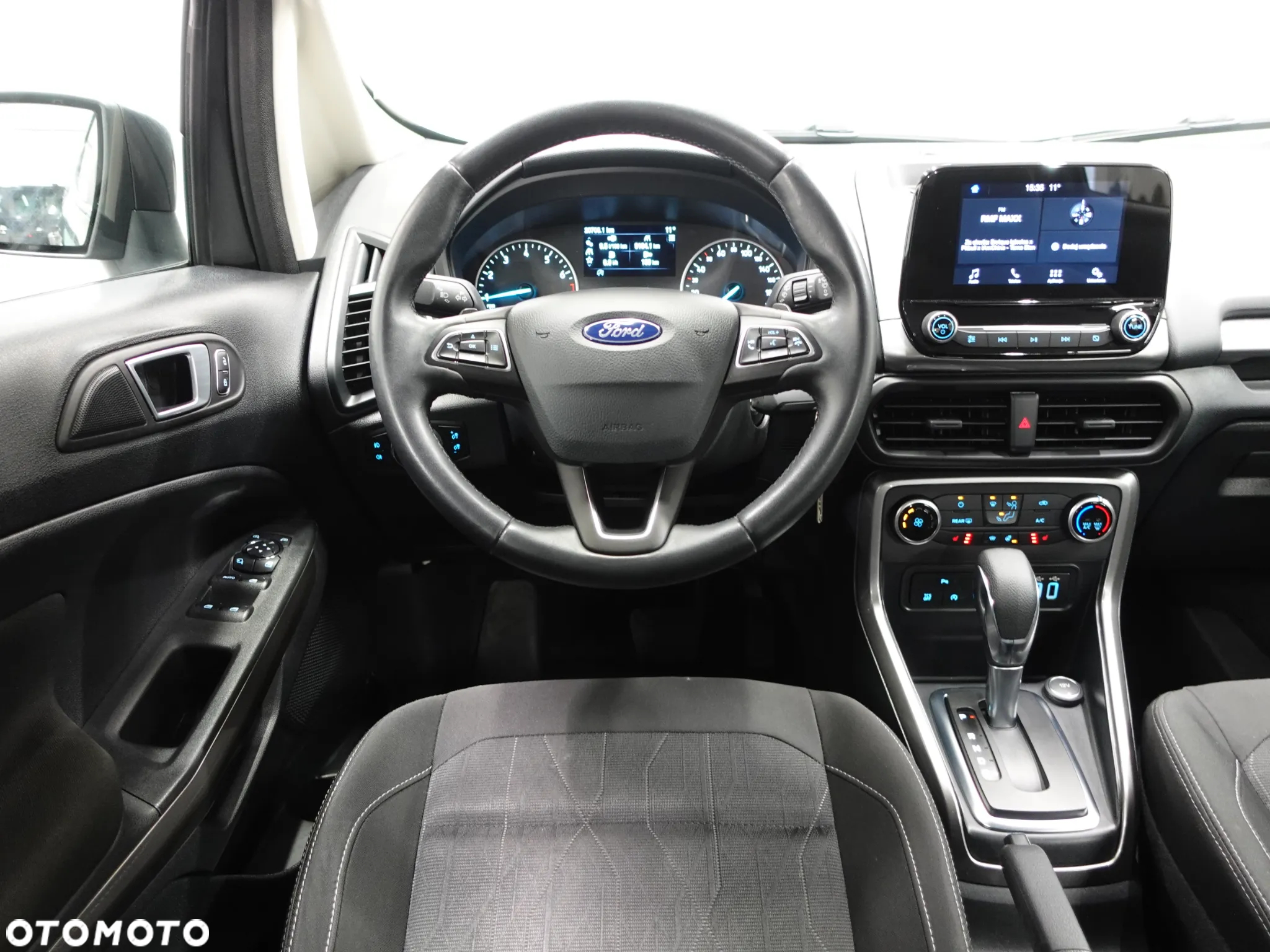 Ford EcoSport 1.0 EcoBoost TREND - 29
