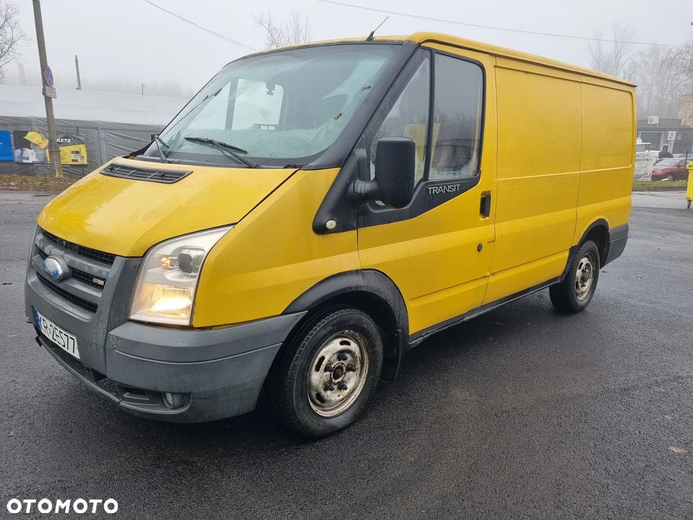 Ford Transit - 1