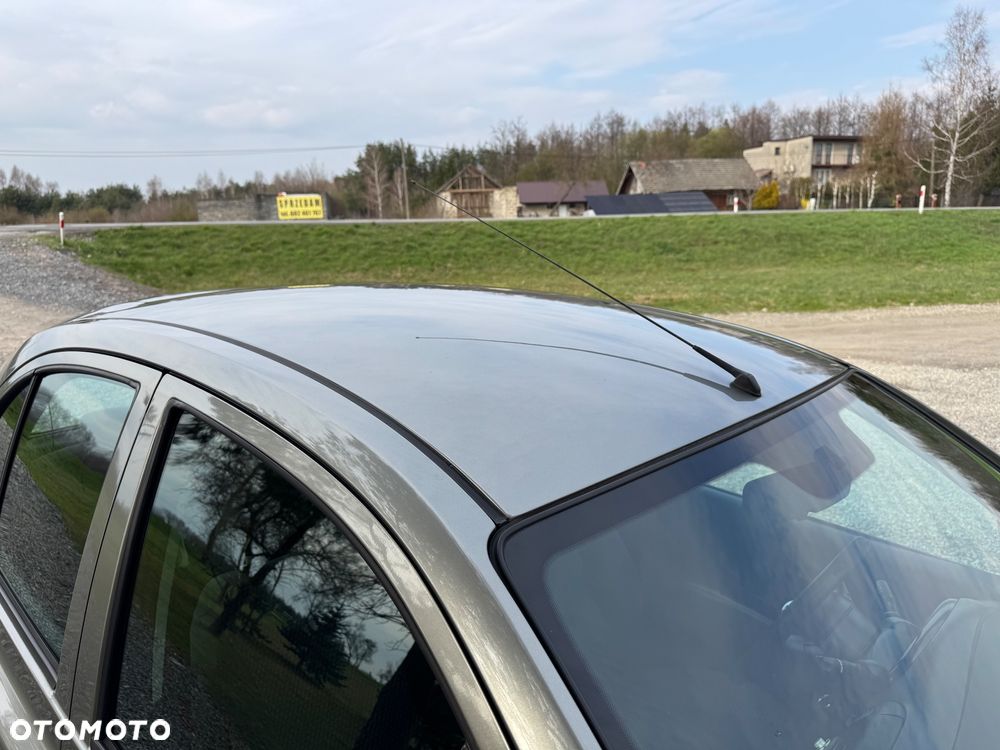 Nissan Micra 1.2 Visia + - 10