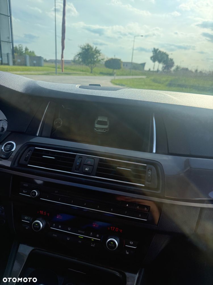 BMW Seria 5 525d Modern Line - 11