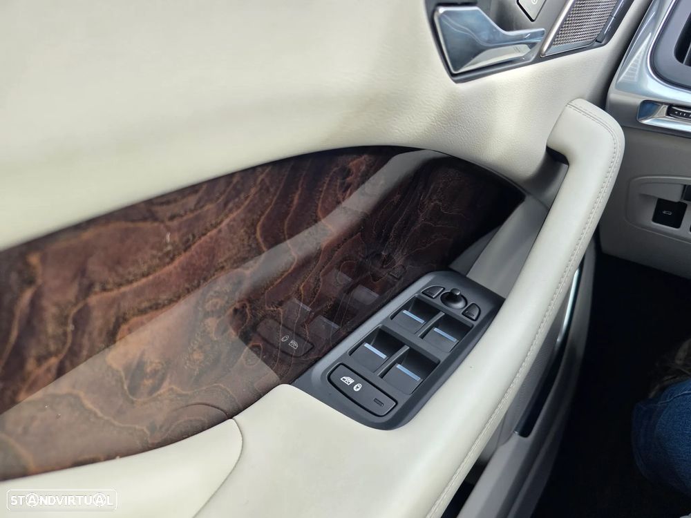 Jaguar I-Pace EV400 AWD R-DYNAMIC HSE - 25