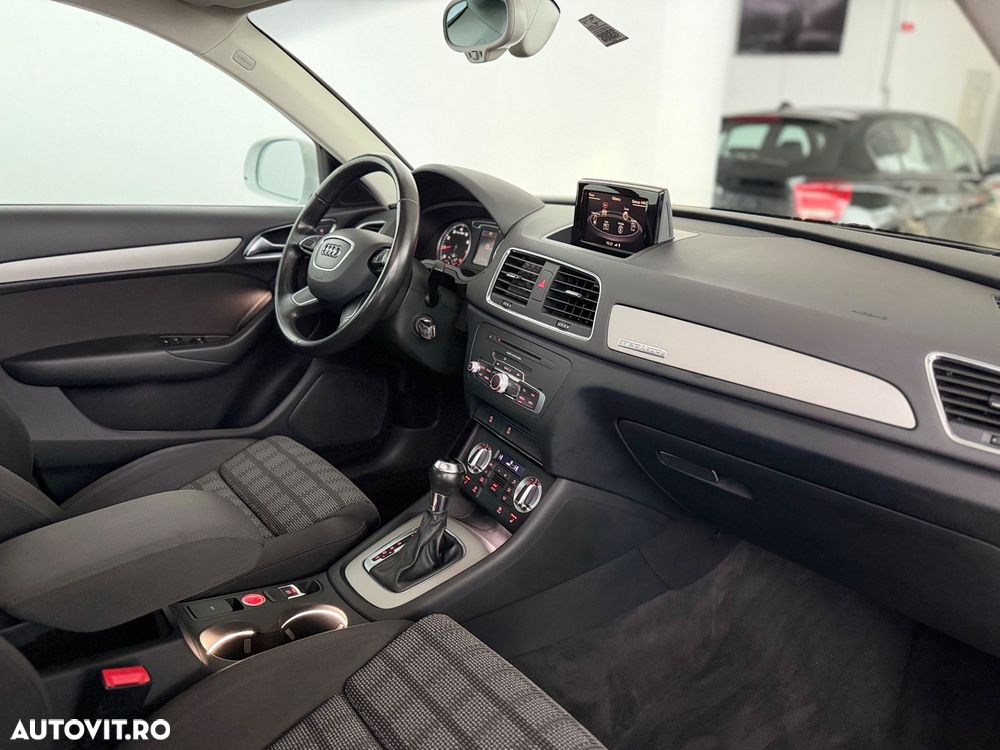 Audi Q3 2.0 TFSI Quattro S tronic - 17