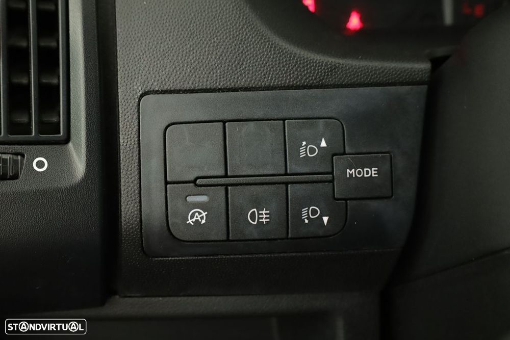 Peugeot boxer 2.2 bluehdi 333 l2h2 - 16