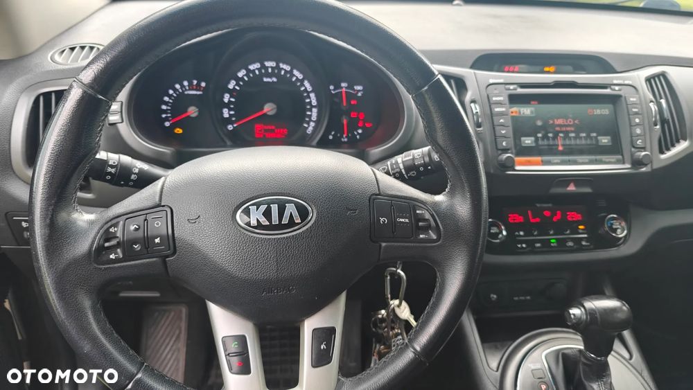Kia Sportage 2.0 L - 18