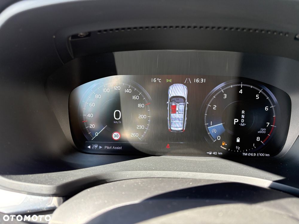 Volvo V60 B3 B Geartronic Momentum Pro - 24