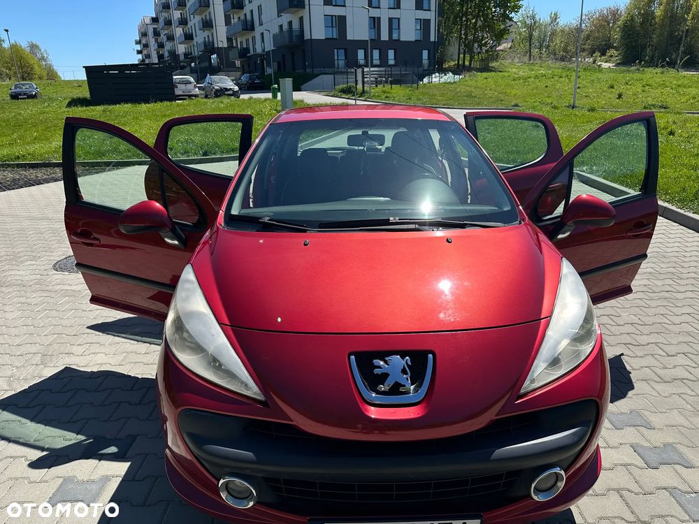 Peugeot 207 1.6 Trendy - 8