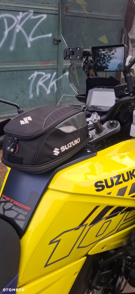 Suzuki V-STROM - 4