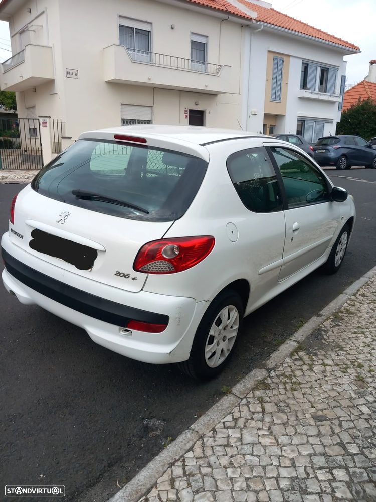 Peugeot 206+ - 9