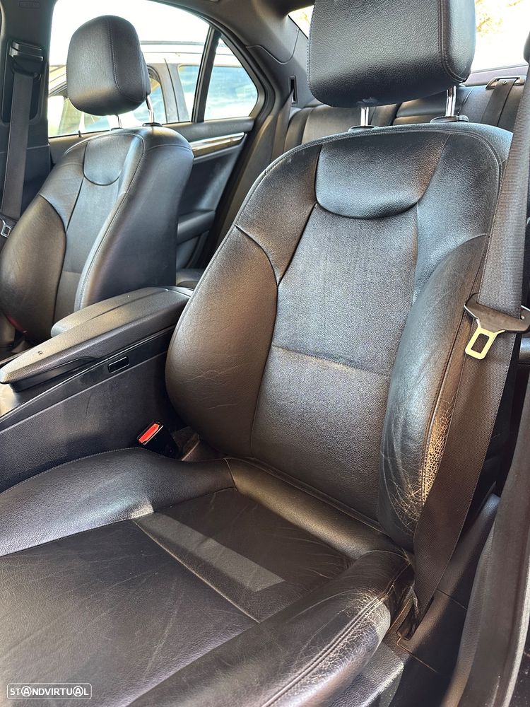 Mercedes-Benz C 320 - 13