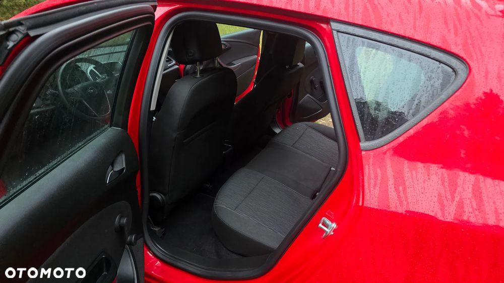 Opel Astra 1.6 Exklusiv - 25