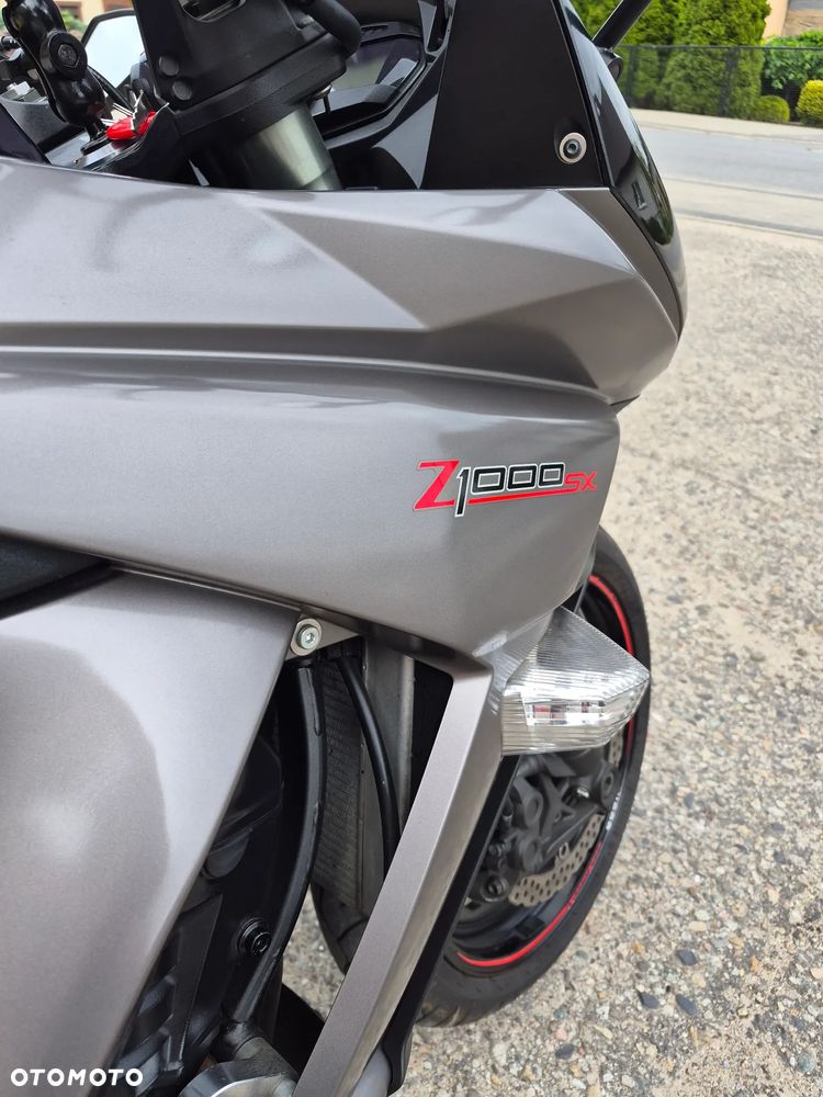 Kawasaki Ninja 1000 SX - 17