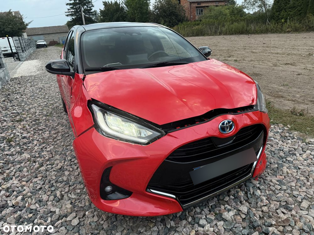 Toyota Yaris Hybrid 100 Premium - 2