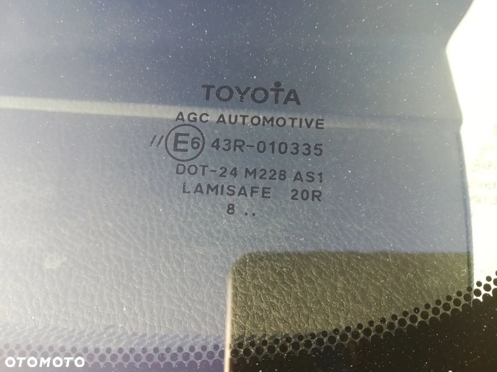 Toyota Auris - 13