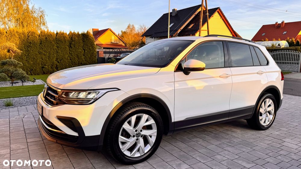 Volkswagen Tiguan 2.0 TDI SCR 4Mot Life DSG - 3