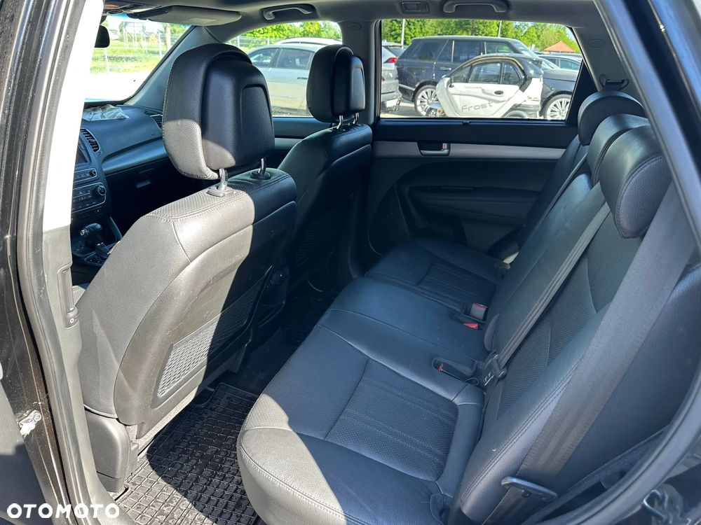 Kia Sorento - 10