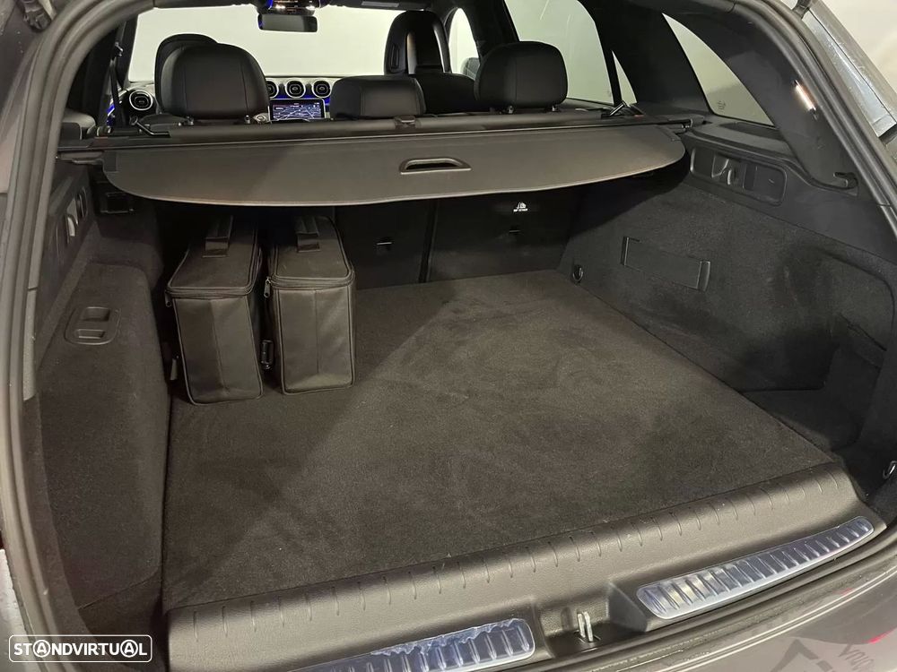 Mercedes-Benz C 300 e AMG Line - 48