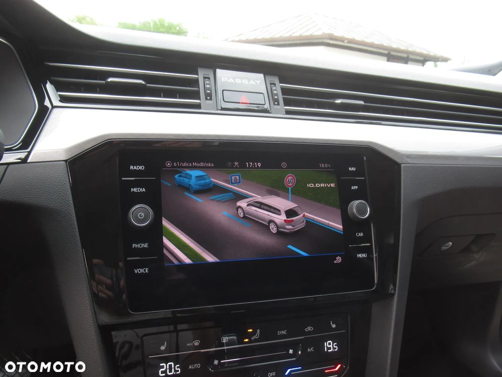 Volkswagen Passat 1.5 TSI EVO Business DSG - 20