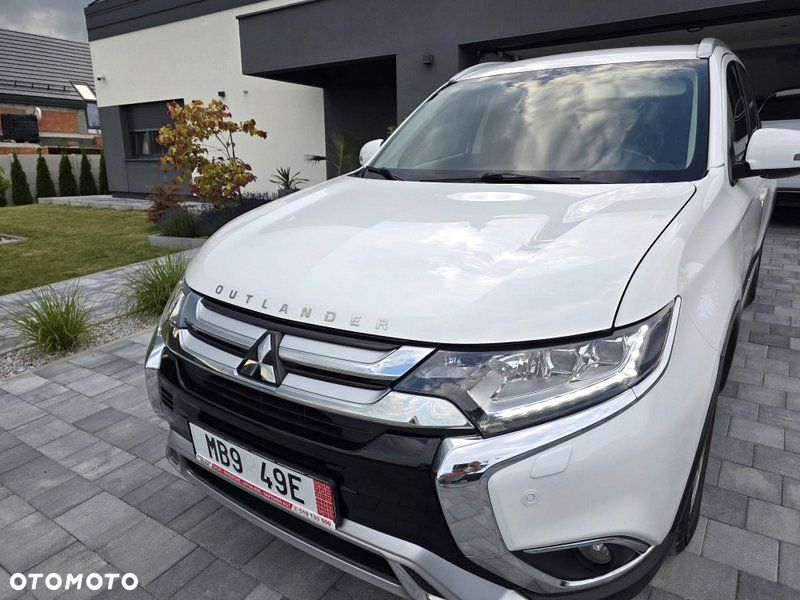 Mitsubishi Outlander 2.0 Intense + Navi 4WD CVT - 2