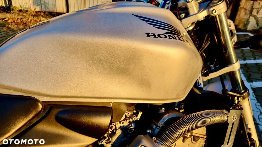 Honda CB - 8