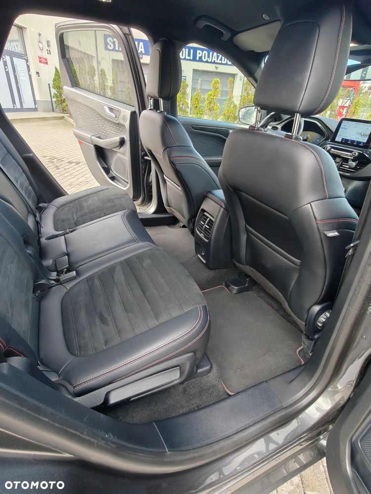 Ford Kuga 2.5P PHEV FWD ST-Line - 19