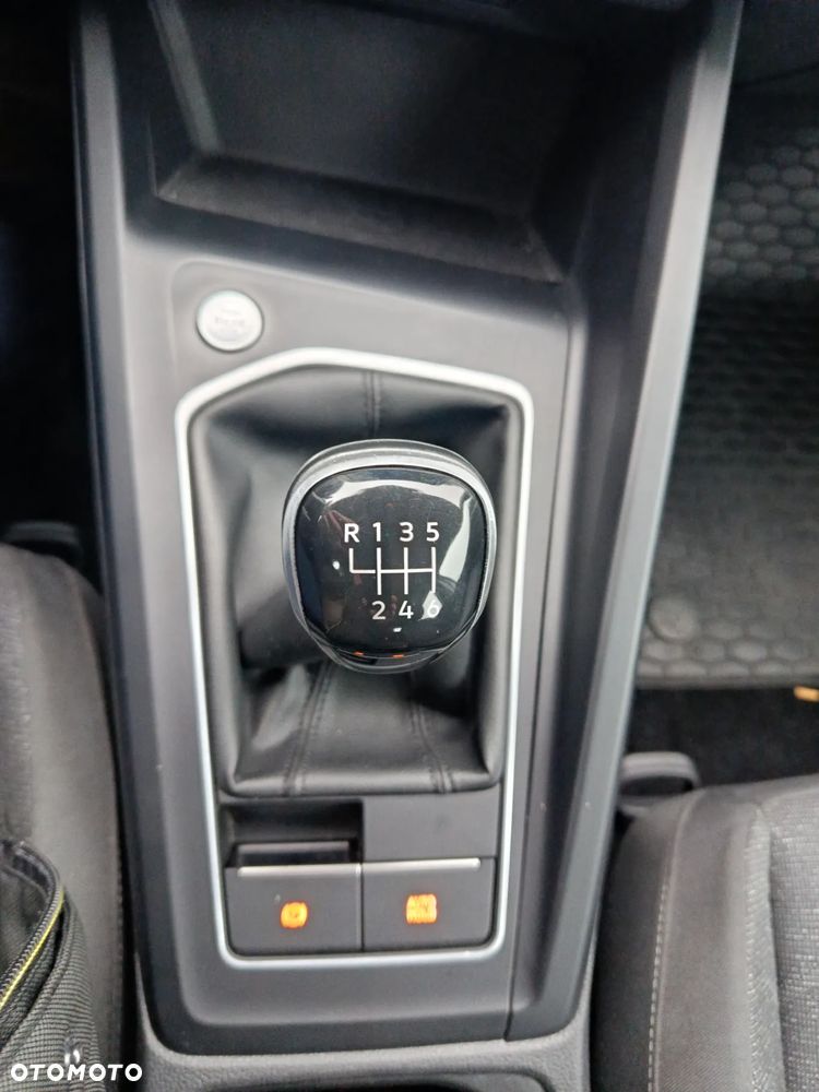 Volkswagen Golf 2.0 TDI Life - 7