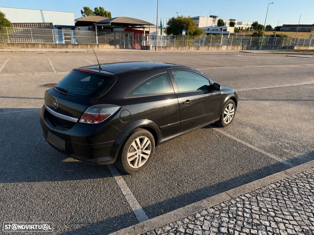 Opel Astra GTC 1.7 CDTI - 4