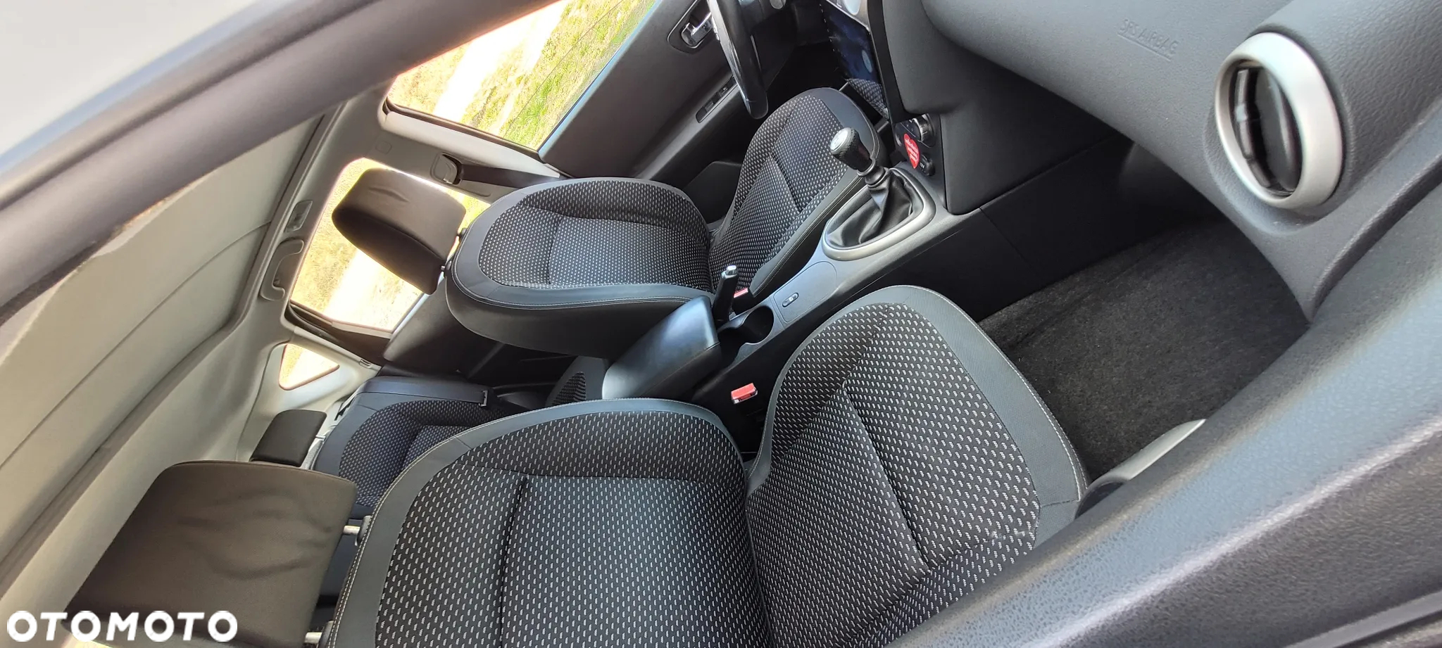 Nissan Qashqai - 13