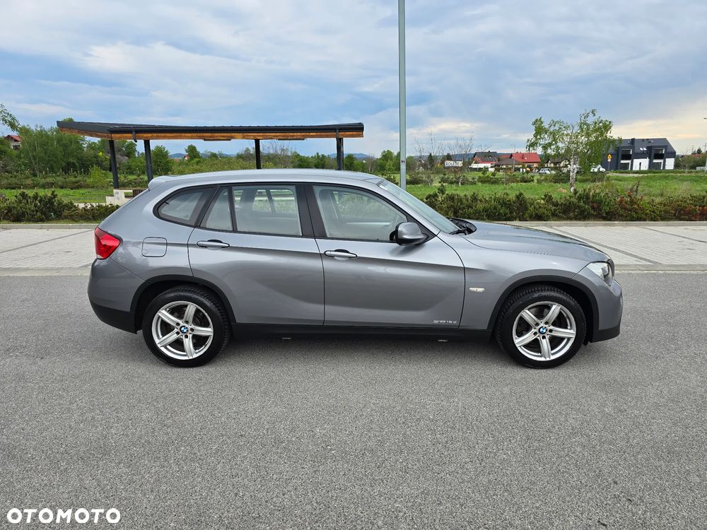 BMW X1 sDrive18d xLine - 29