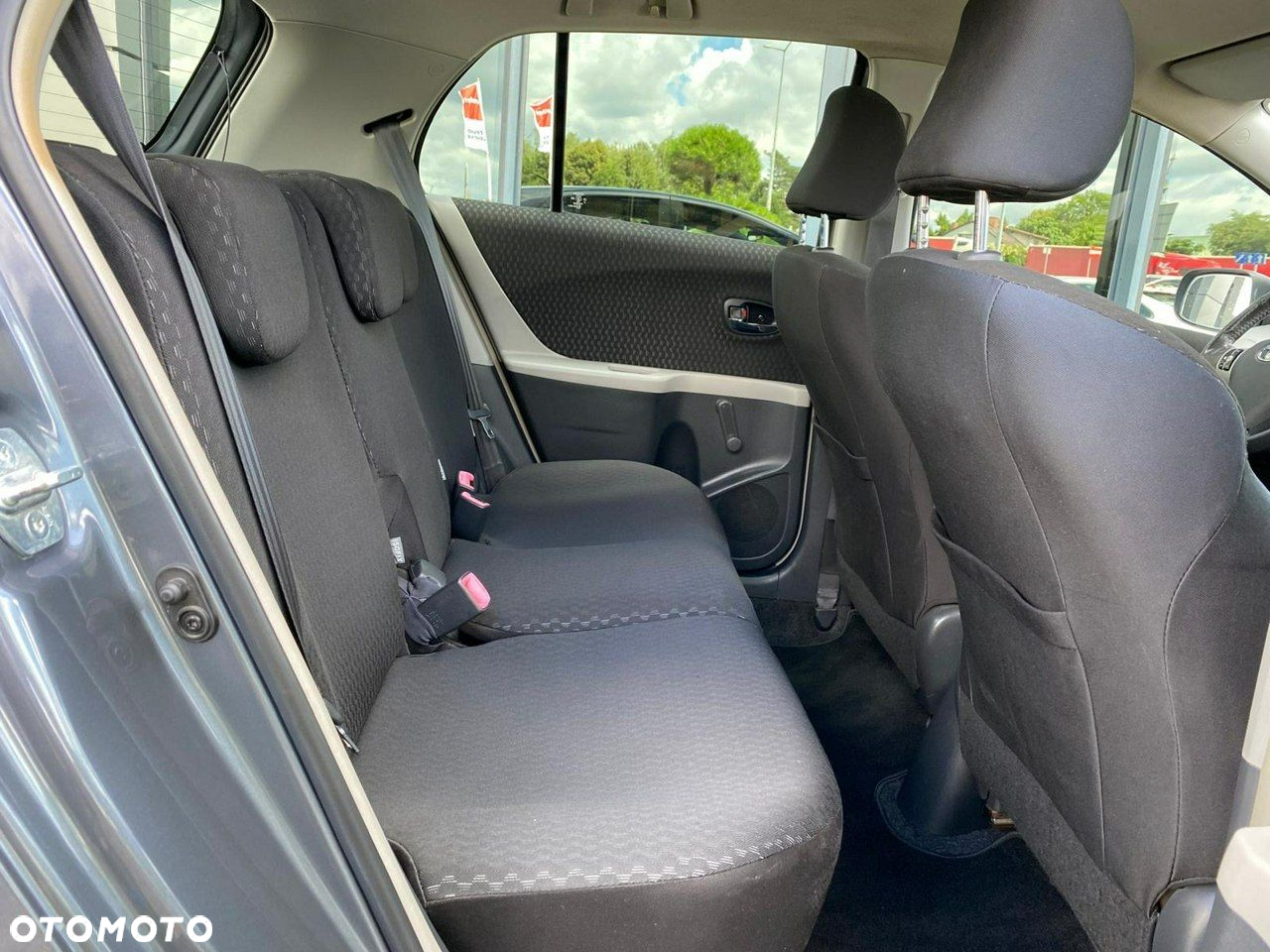 Toyota Yaris - 8