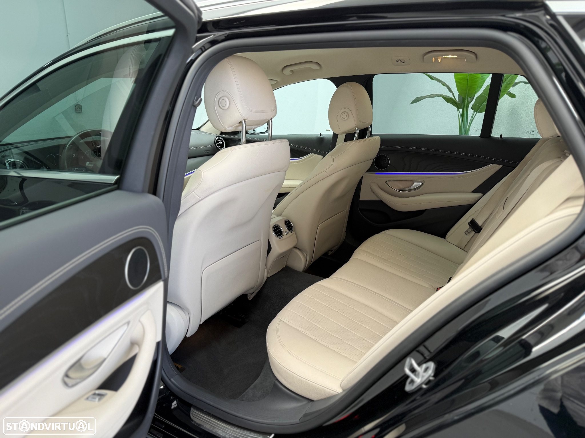 Mercedes-Benz E 300 de Avantgarde - 7
