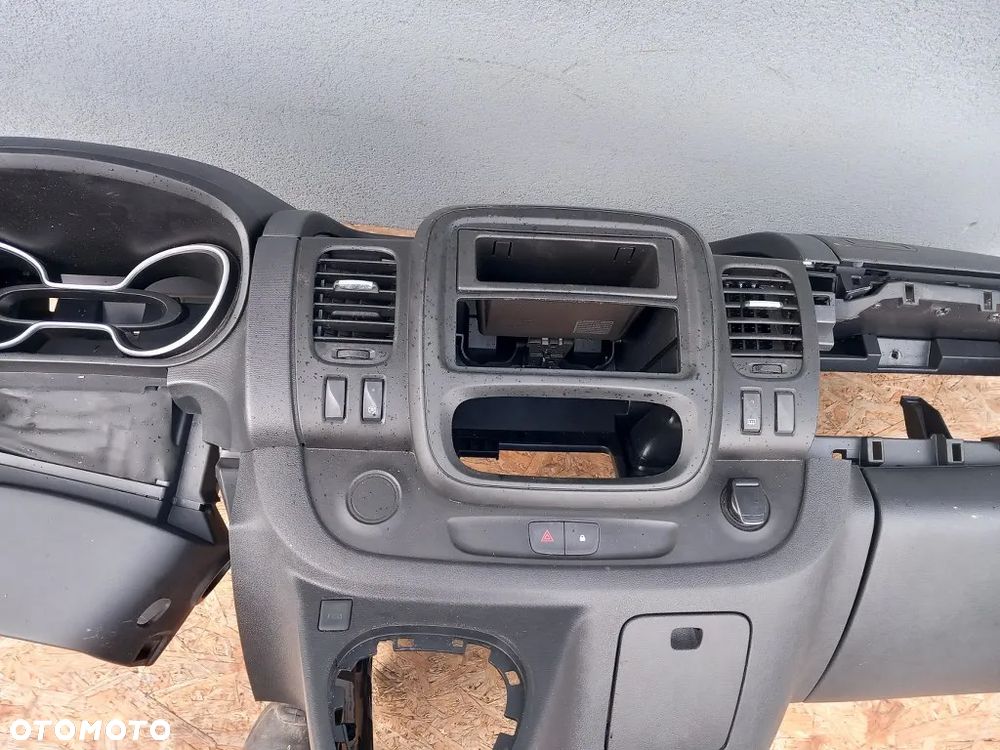 Konsola Deska Rozdzielcza Renault Trafic III Talento NV300 Vivaro B 2020r - 5