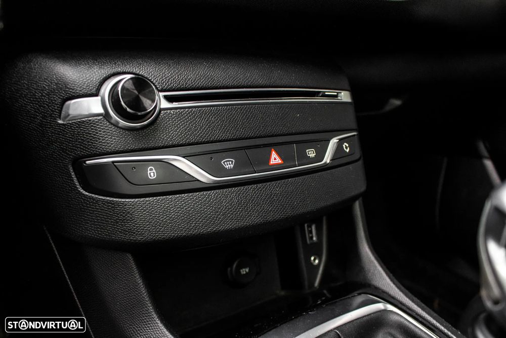 Peugeot 308 SW 1.6 BlueHDi Allure - 21