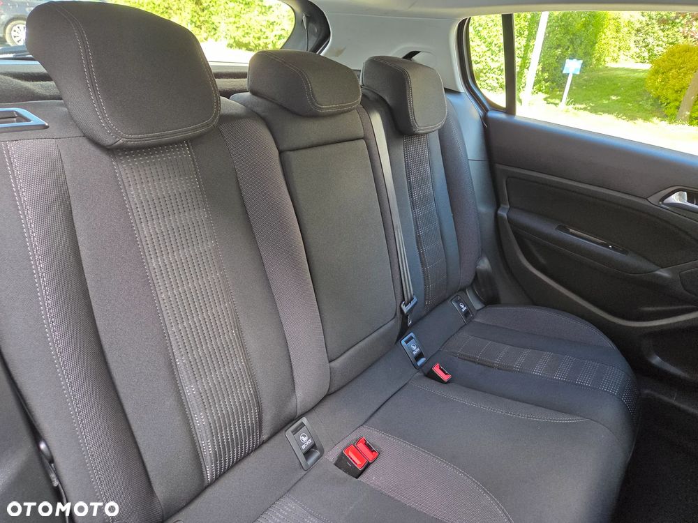 Peugeot 308 1.2 PureTech Active S&S - 15