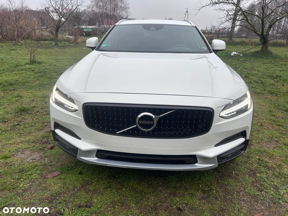 Volvo V90 Cross Country D5 AWD Ocean Race - 6