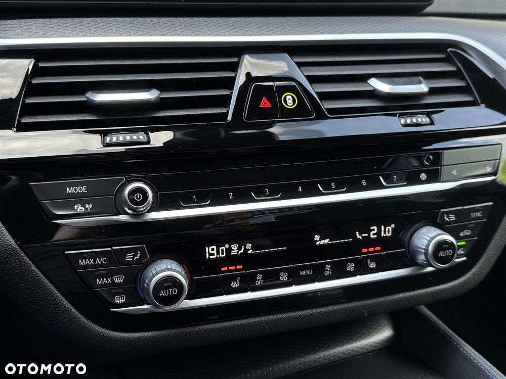 BMW Seria 5 - 17