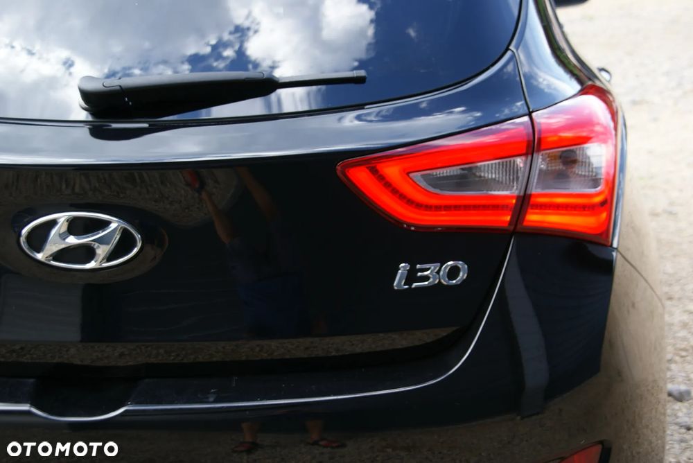 Hyundai i30 1.4 Passion - 8