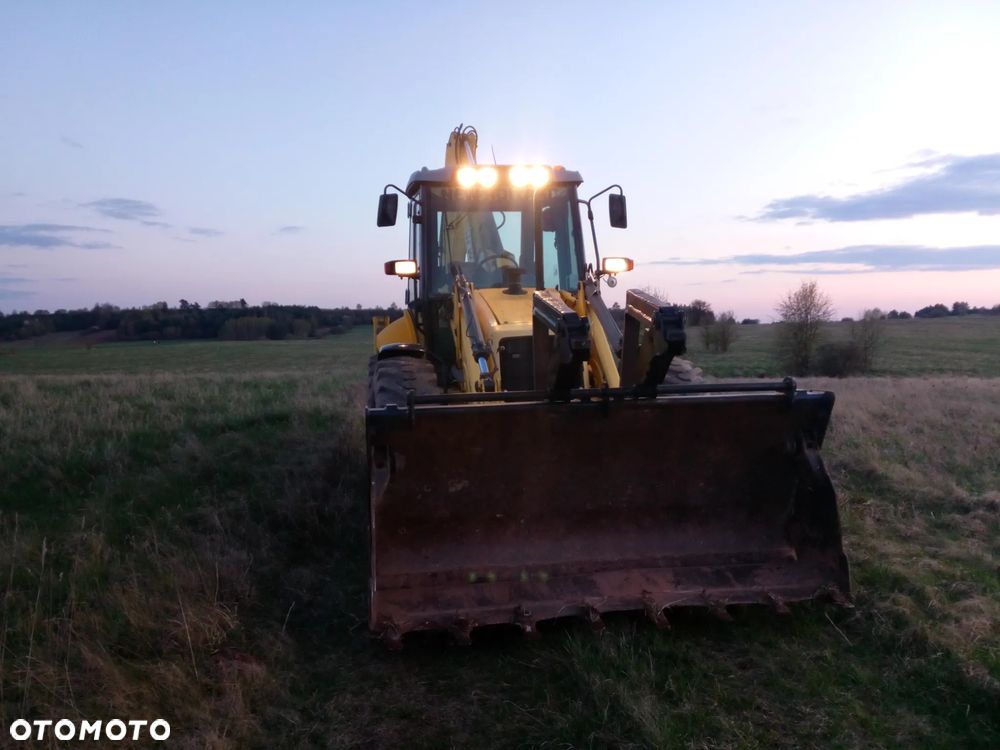 New Holland B115B - 3