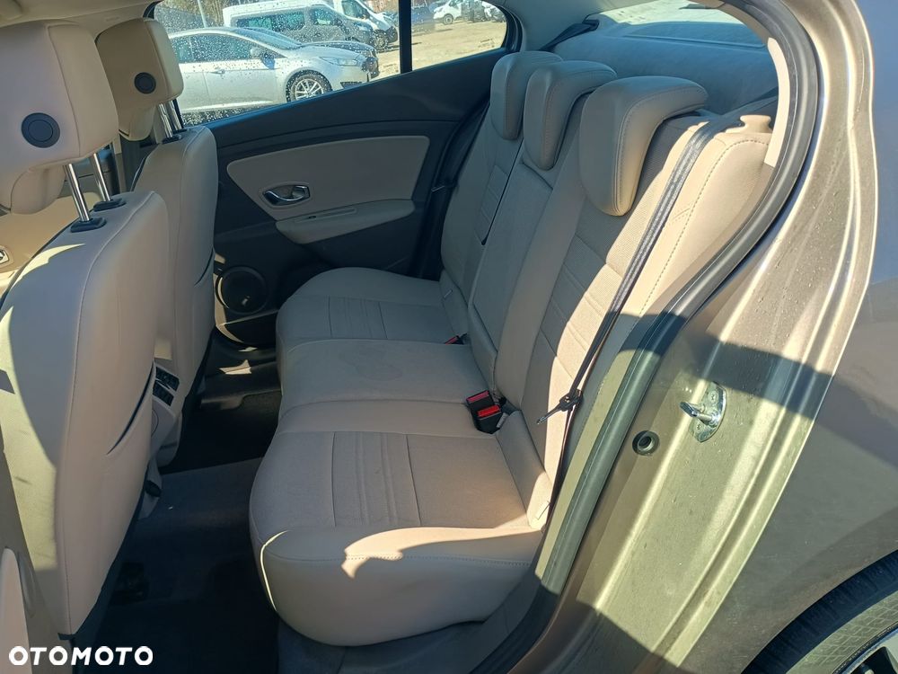 Renault Fluence 1.5 dCi Intens - 11