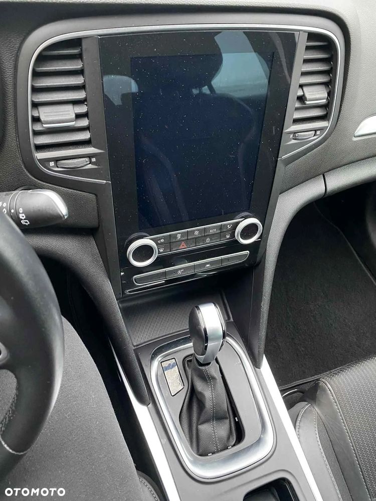 Renault Megane 1.3 TCe FAP Techno EDC - 17