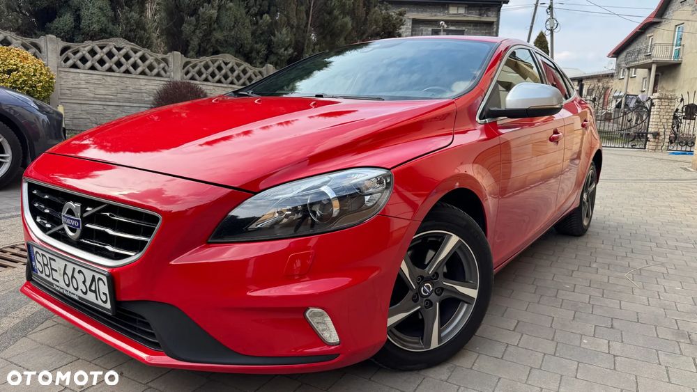Volvo V40 D2 Drive-E R-Design Momentum - 2