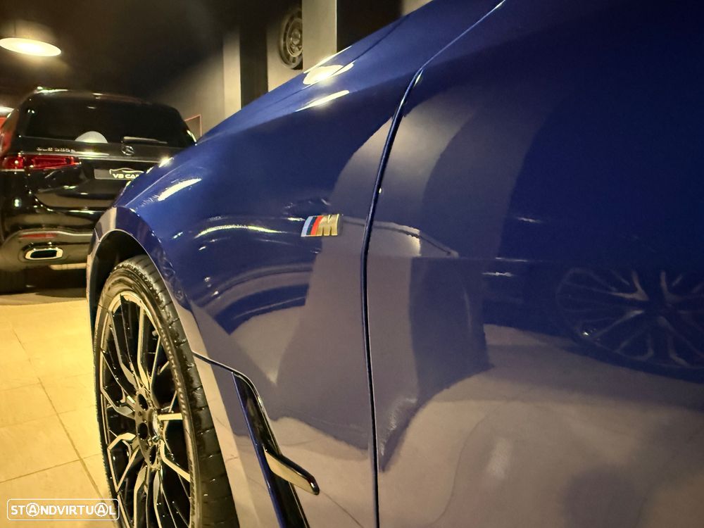 BMW i4 M50 Gran Coupe - 16