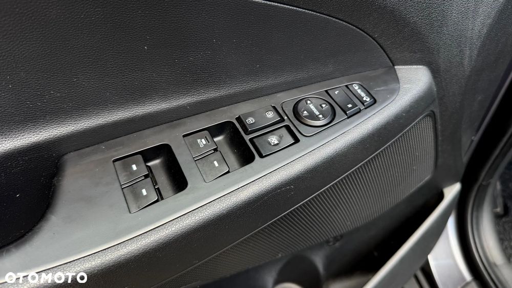 Hyundai Tucson - 32
