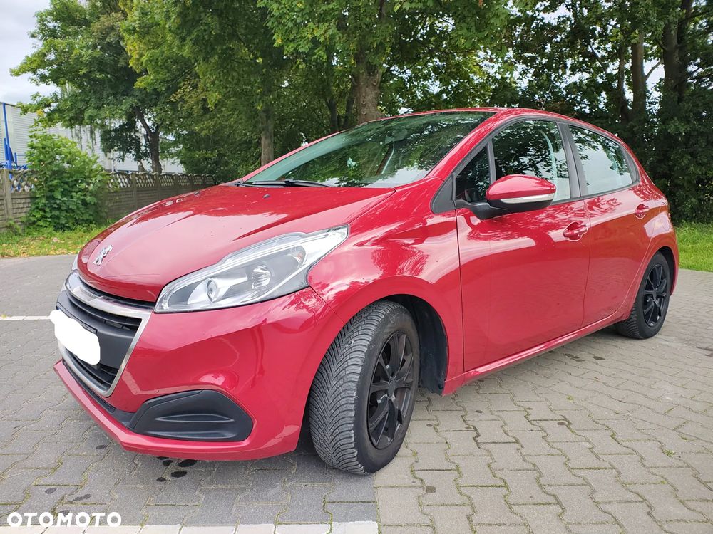 Peugeot 208 - 6