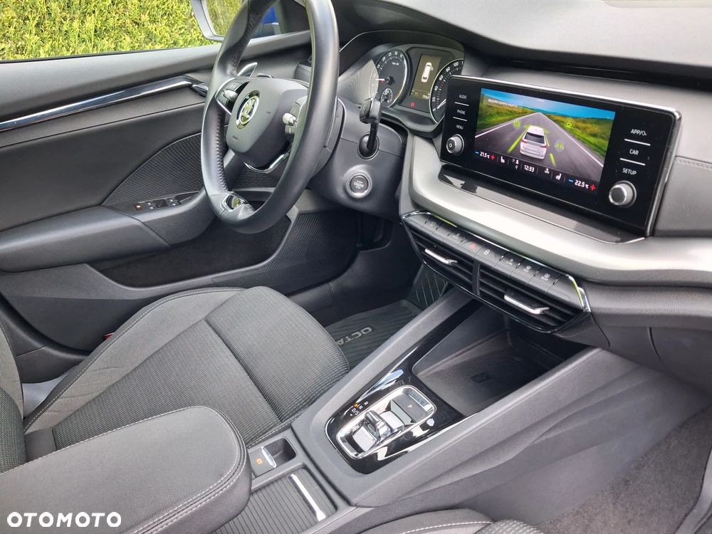 Skoda Octavia 2.0 TDI Ambition DSG - 9