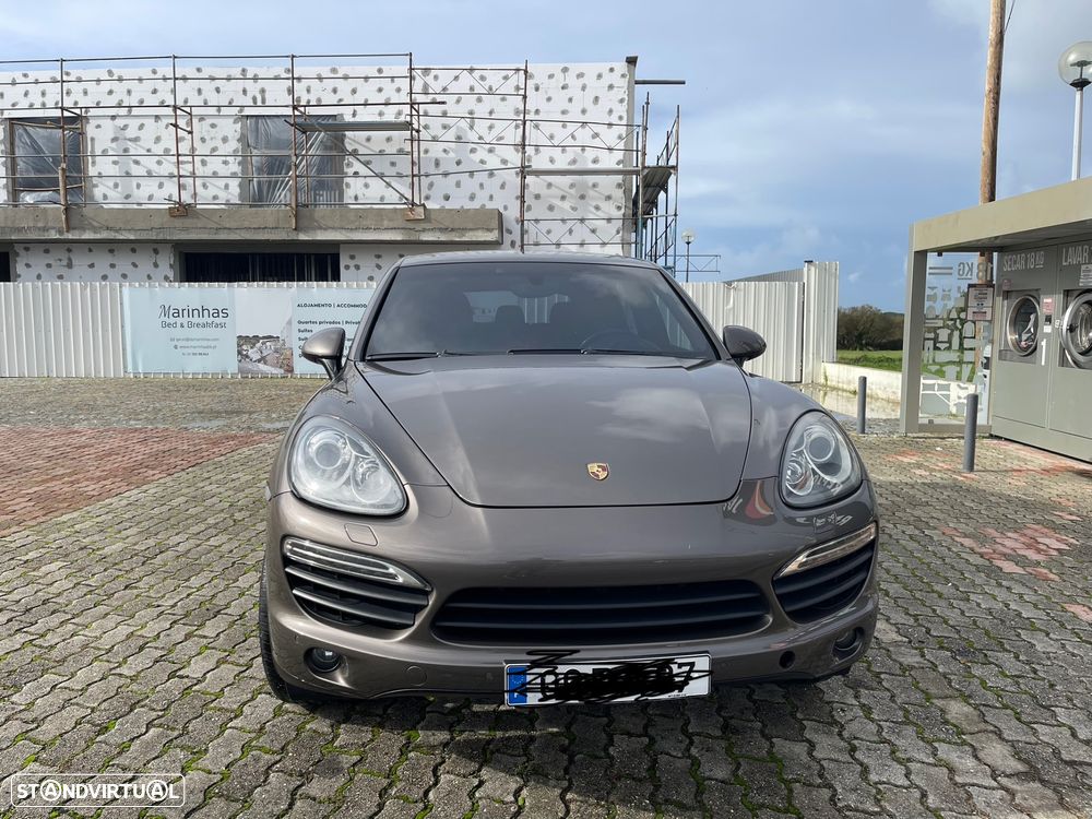 Porsche Cayenne S - 1
