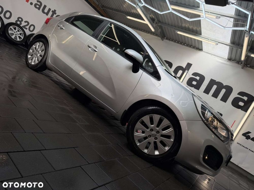 Kia Rio - 18