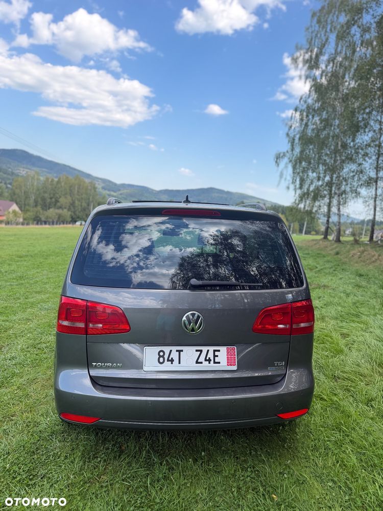 Volkswagen Touran 1.6 TDI DPF BlueMot Comfortline - 4