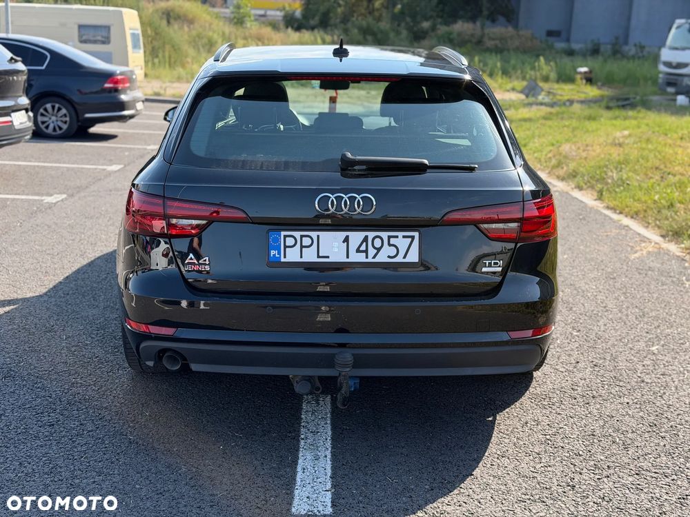 Audi A4 Avant - 9