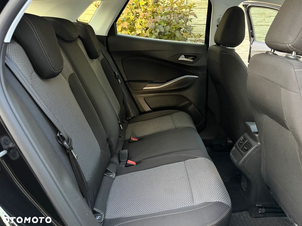 Opel Grandland X 1.2 T GPF Design Line S&S - 17