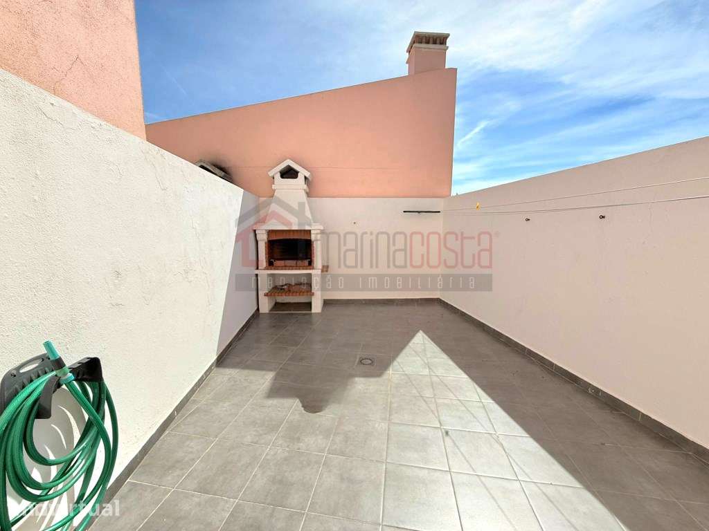 Moradia T3 com Garagem no Lugar da Estrada - Grande imagem: 4/20